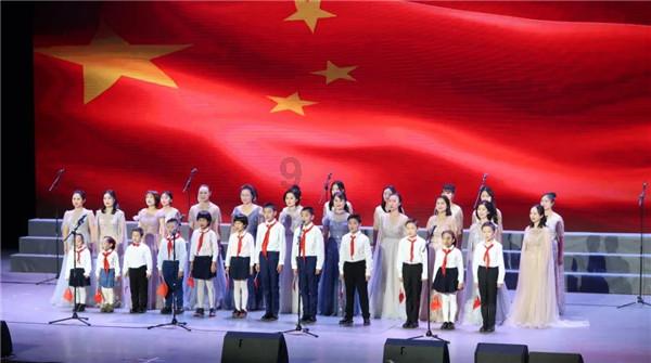 求大神帮忙猜一下这是什么车
